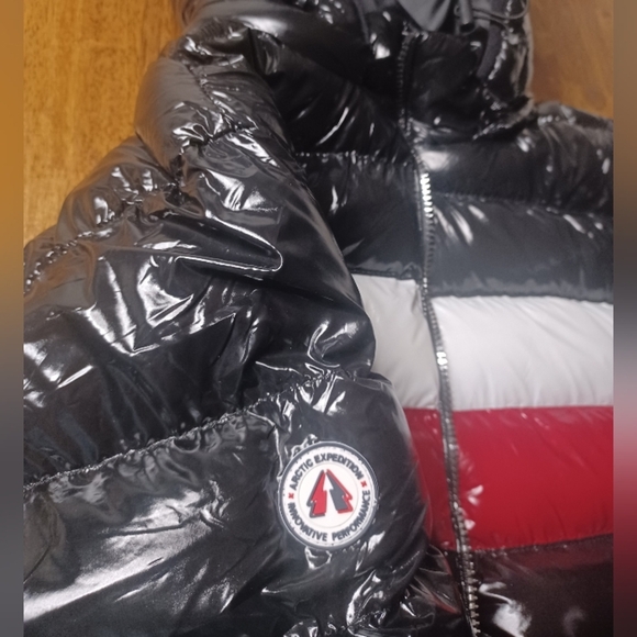 Men's Black Puffer Jacket with Red and White Stripes - Picture 4 of 12